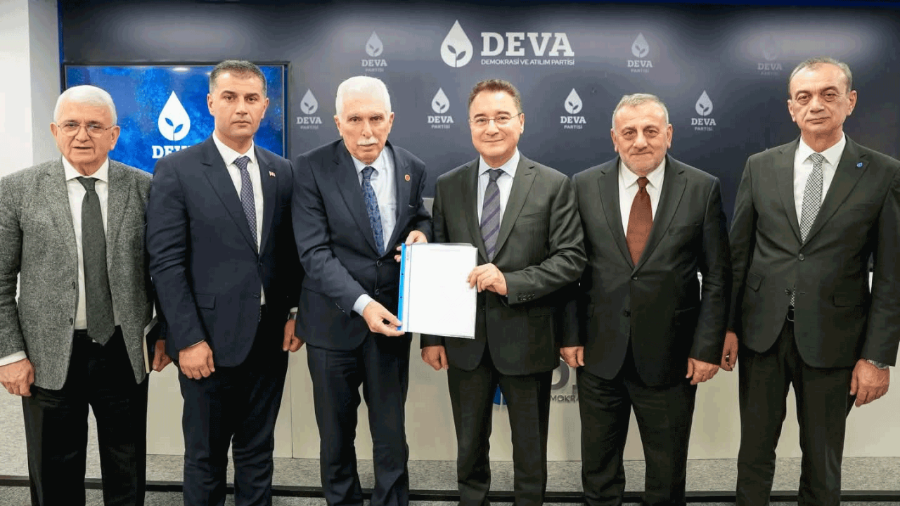 Sakaryalı muhtarlar sorunları Babacan'a aktardı