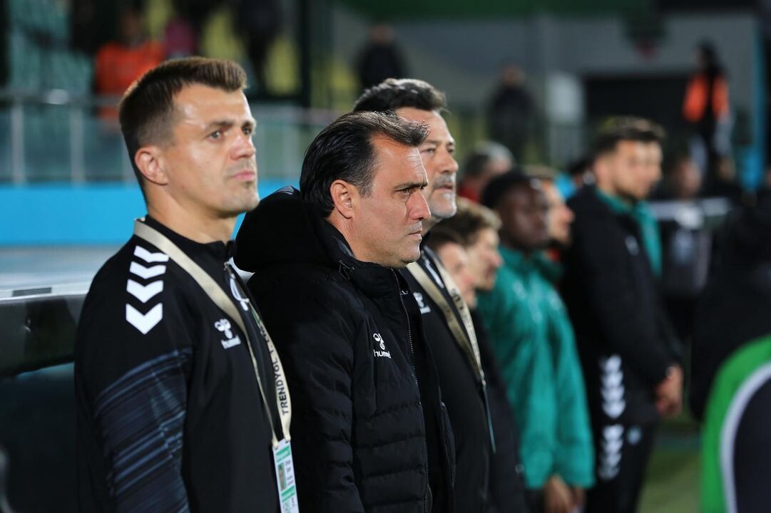 Sakaryaspor‘da bir istifa daha! Canlı yayında açıkladı