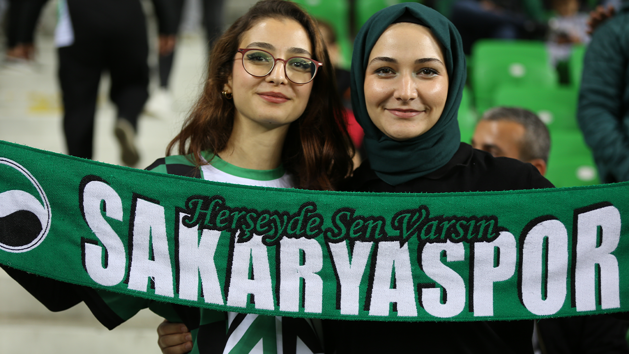 Sakaryaspor-Serikspor maçı biletleri o fiyatlarla satışa çıkıyor! 