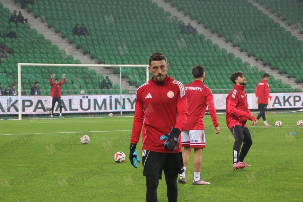 Sakaryaspor–Ümraniyespor mücadelesinde objektife yansıyanlar