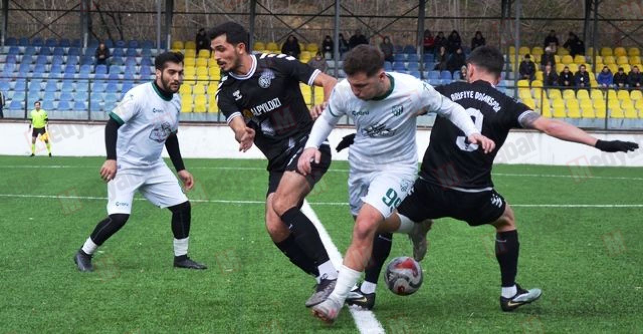 Sapancaspor ve Kocaalispor zirveye damga vurdu