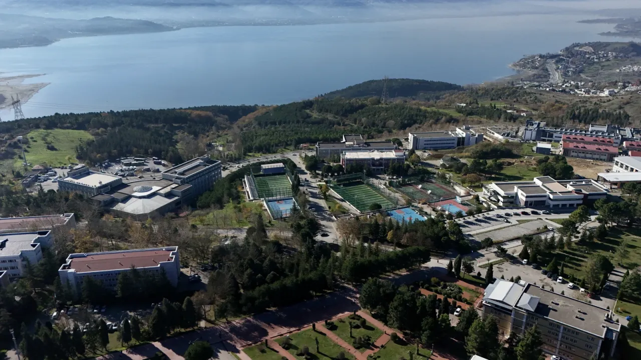 SAÜ'de hedef ilk 10 üniversite arasına girmek