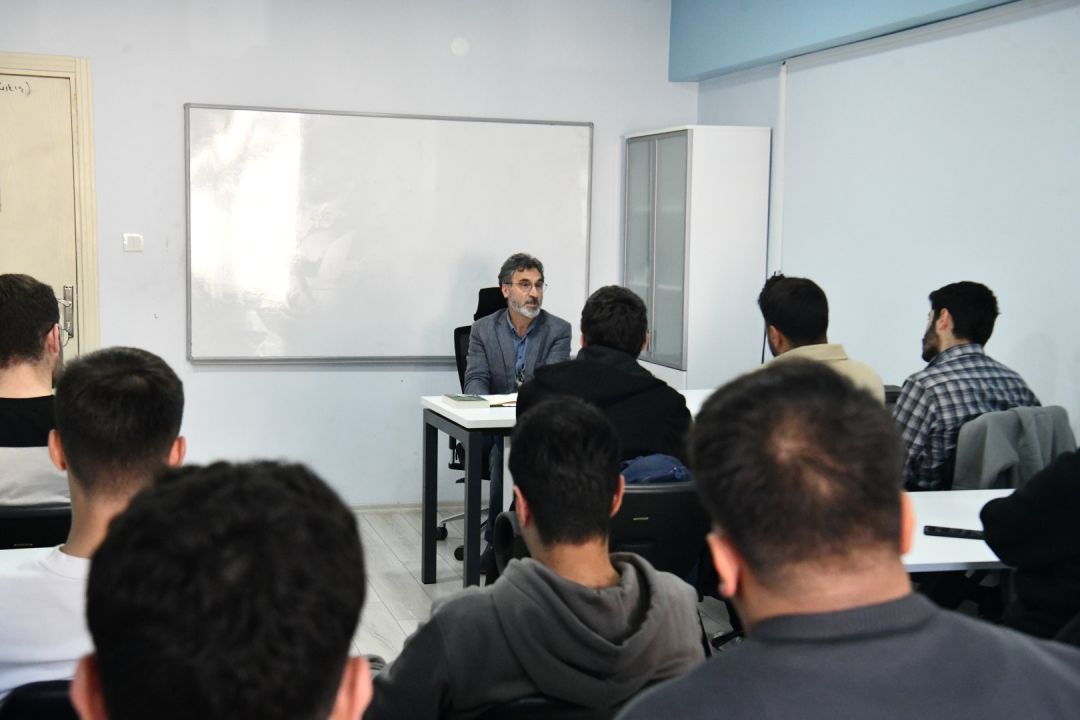 SAÜ Genç Ofis'te yakın tarih yolculuğu