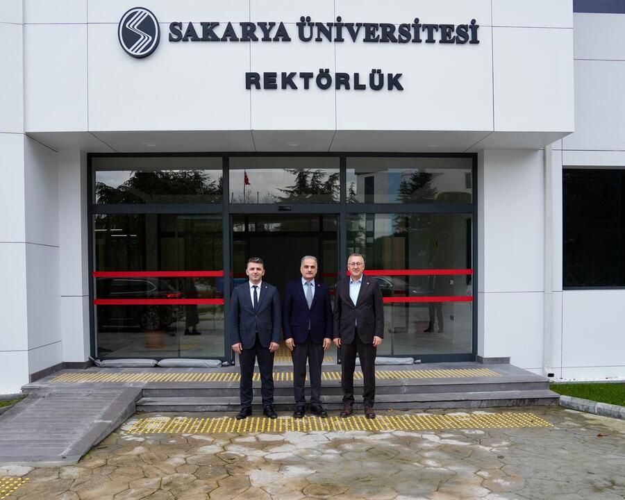 SAÜ ile Adapazarı Belediyesi arasında protokol imzalandı
