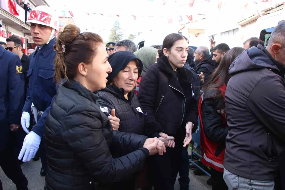 Şehit Astsubay Başçavuş Armağan son yolculuğuna uğurlandı