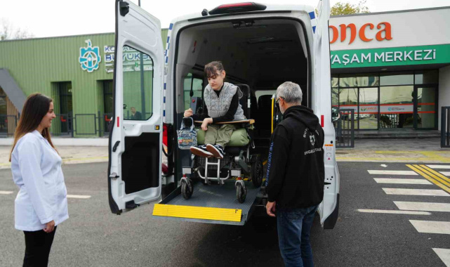 Serebral palsili Şevval, Korece ve İngilizce öğrenip köşe yazarı oldu