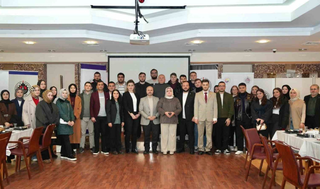 Sigortacılık öğrencileri sektör temsilcileriyle bir araya geldi