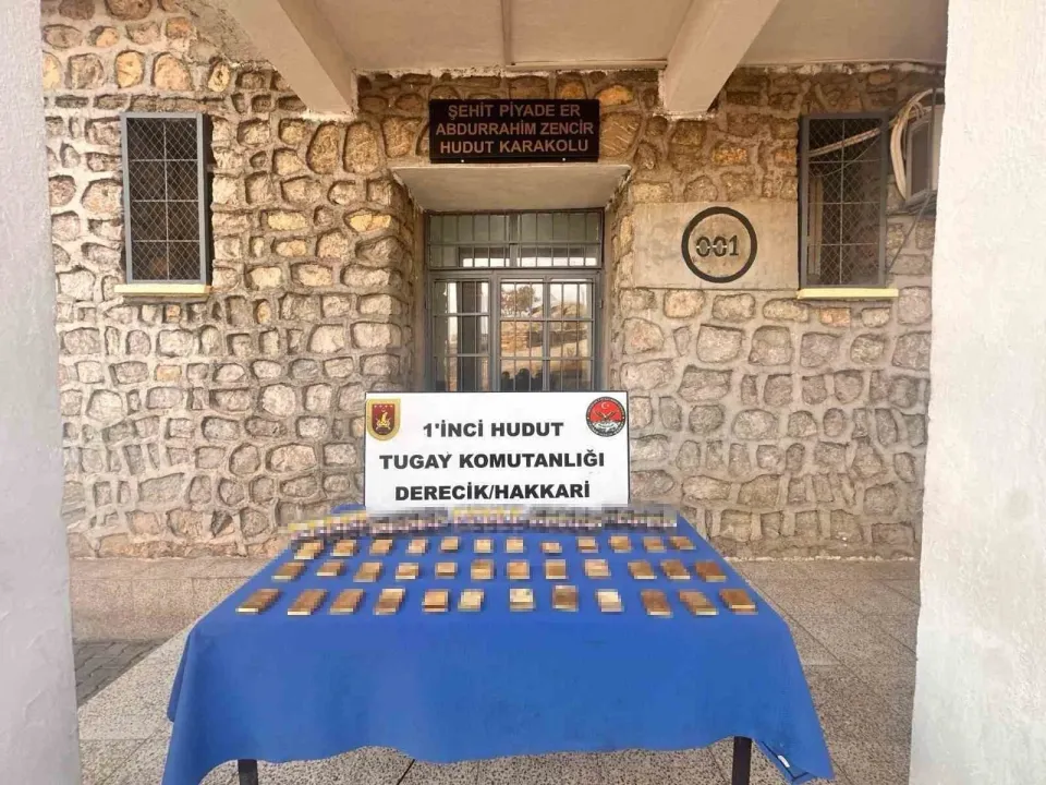 Sınır hattında 36 kilo sarma altın ele geçirildi