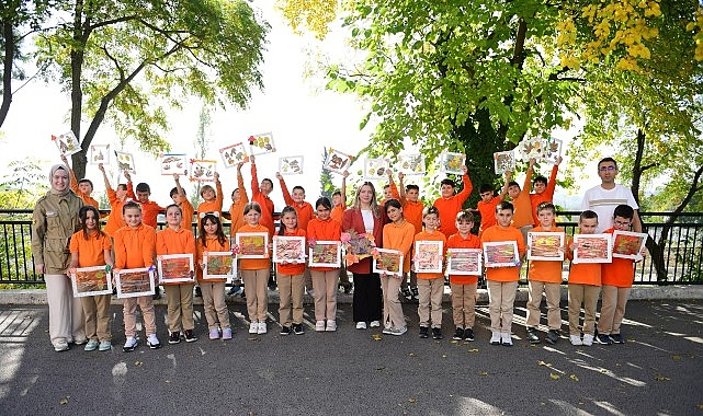 Sonbahar Yaprakları Osmangazide Sanata Dönüştü