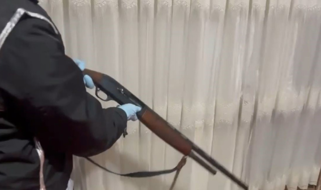 Sosyal medyadan suç örgütlerini öven 18 şüpheli yakalandı