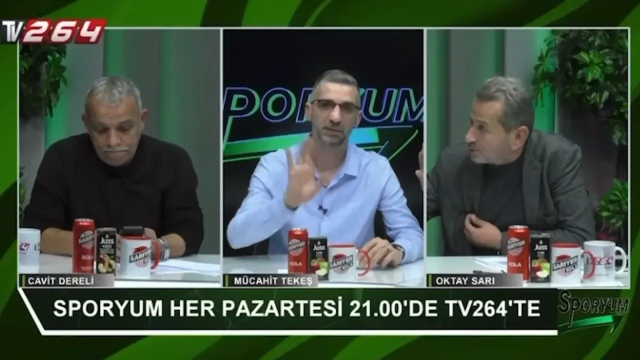 Spor yorumcusu Mücahit Tekeş Sakaryaspor'un teknik direktörünü bir gün önce böyle açıklamıştı!