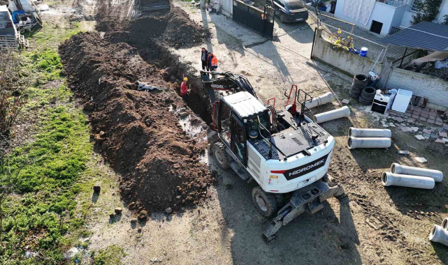 Su ve kanalizasyon ekibi 14 bin 554 kanal açtı
