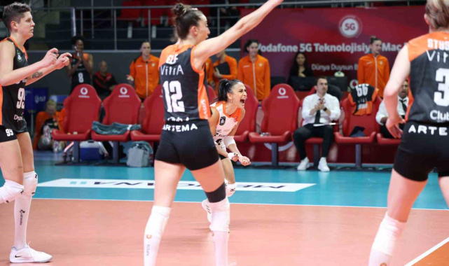 Sultanlar Ligi: Türk Hava Yolları: 0 - Eczacıbaşı Dynavit: 3