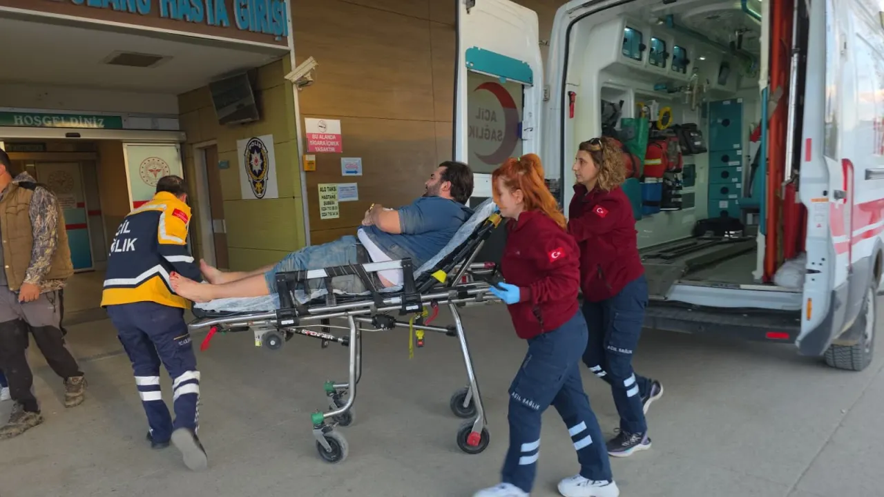 Sunta fabrikasında işçinin üzerine çelik blok devrildi