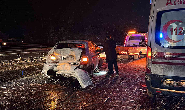 TEM'in Bolu geçişinde ortalık savaş alanına döndü: 7 araç birbirine çarptı