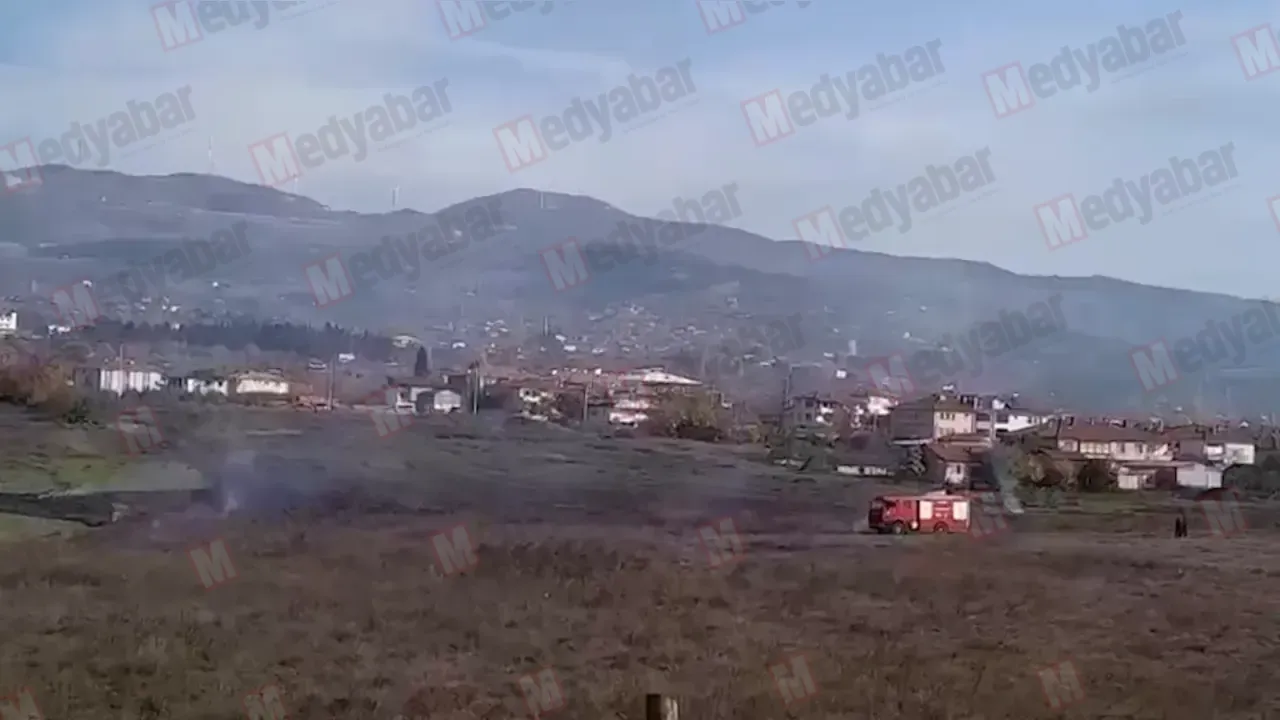 Tepecikler’de anız yangını panik yarattı!