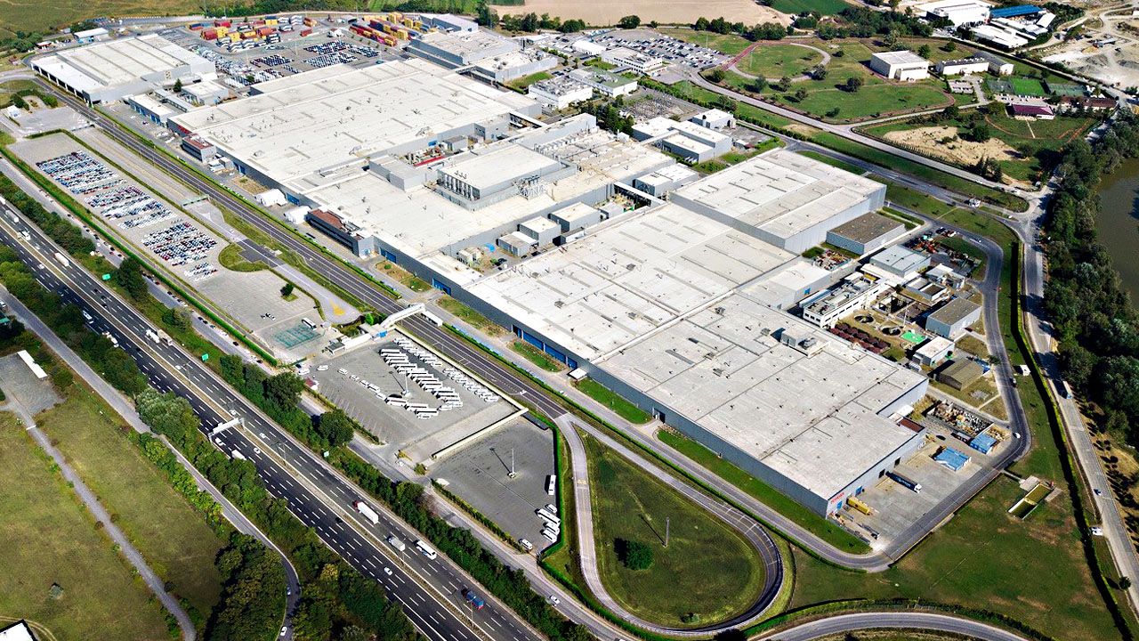 Toyota Türkiye'den binlerce çalışanına ara zam kararı!