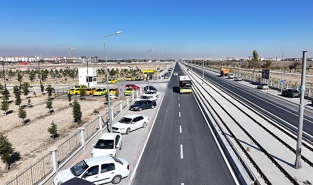 Tramvay Hattı Çalışması Kapsamında Olan Şehit Burak Aydoğan Caddesi Asfaltlanarak Trafiğe Açıldı