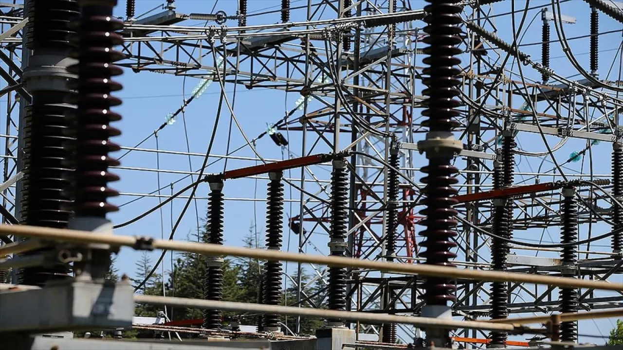 Türkiye'de gelecek yıl 1500 megavatsaat elektrik depolama kapasitesi devreye alınacak