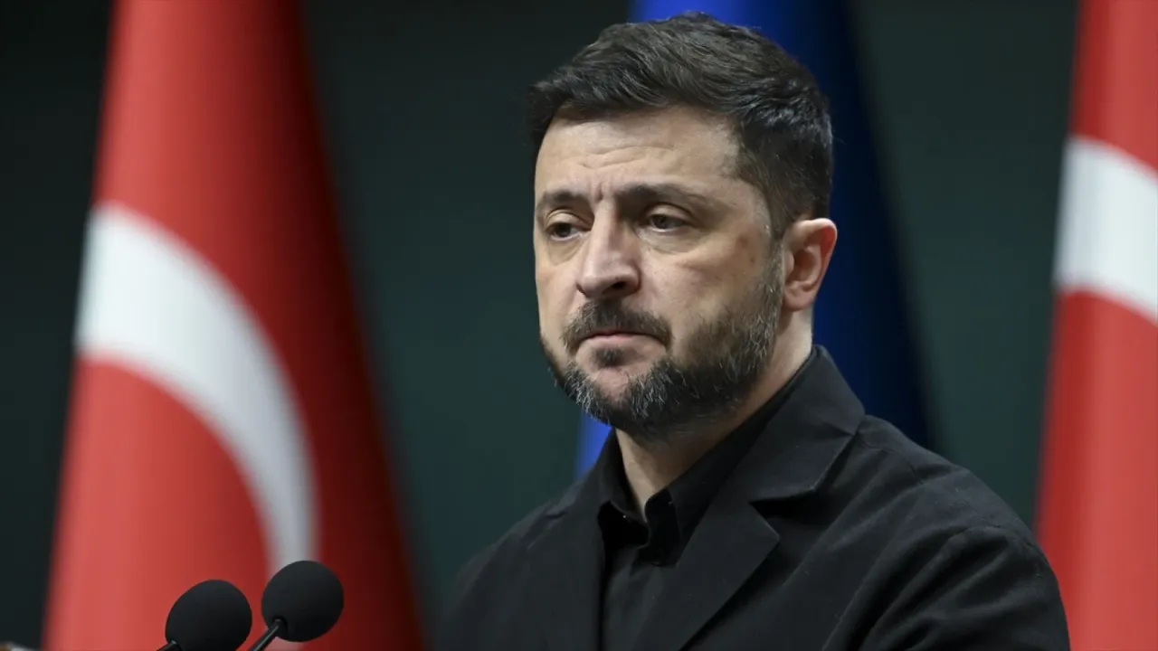 Ukrayna Devlet Başkanı Zelenskiy, Karadeniz'de güvenliğin ancak Türkiye ile sağlanabileceğini belirtti