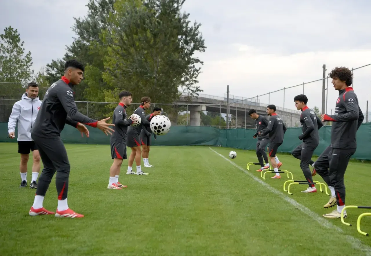 Ümit Milli Takım, Macaristan maçı öncesi hazırlıklarına Sakarya'da başladı!