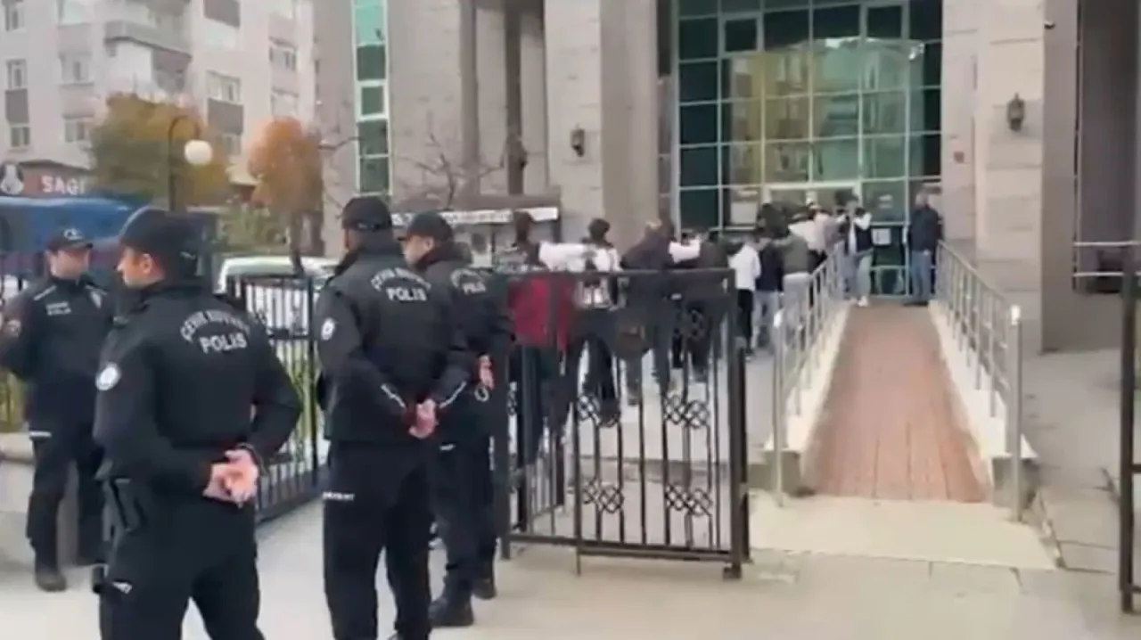 Uyuşturucu ağı çökertildi: 7 tutuklama