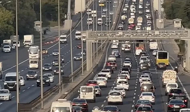 Yeni Düzenleme: Trafikte Yol Kesmeye Hapis Cezası