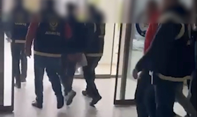 Yol kapatarak eğlenen 4 sürücüye cezai işlem