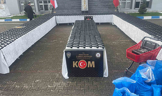 Yolcu otobüsünde binlerce silah parçası ele geçirildi: 6 gözaltı