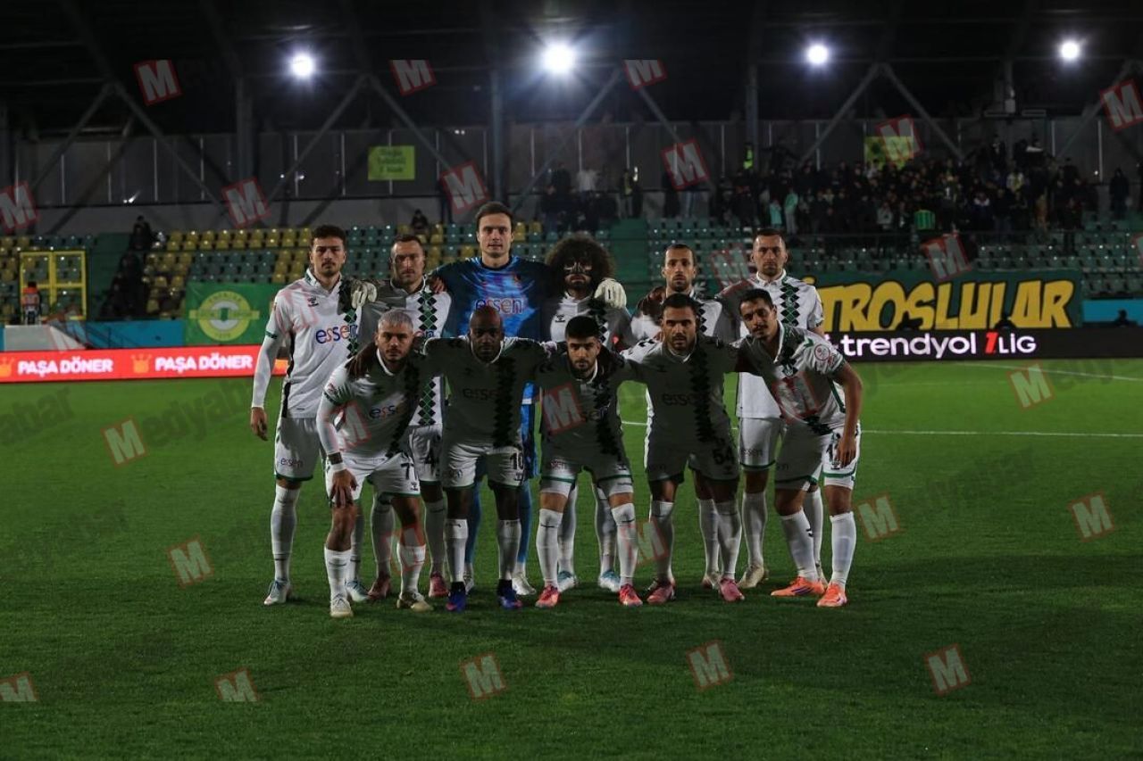 Yönetimin bile izlemediği maçta futbolcular da sahada yoktu! Sakaryaspor ağır yara aldı: 4-1