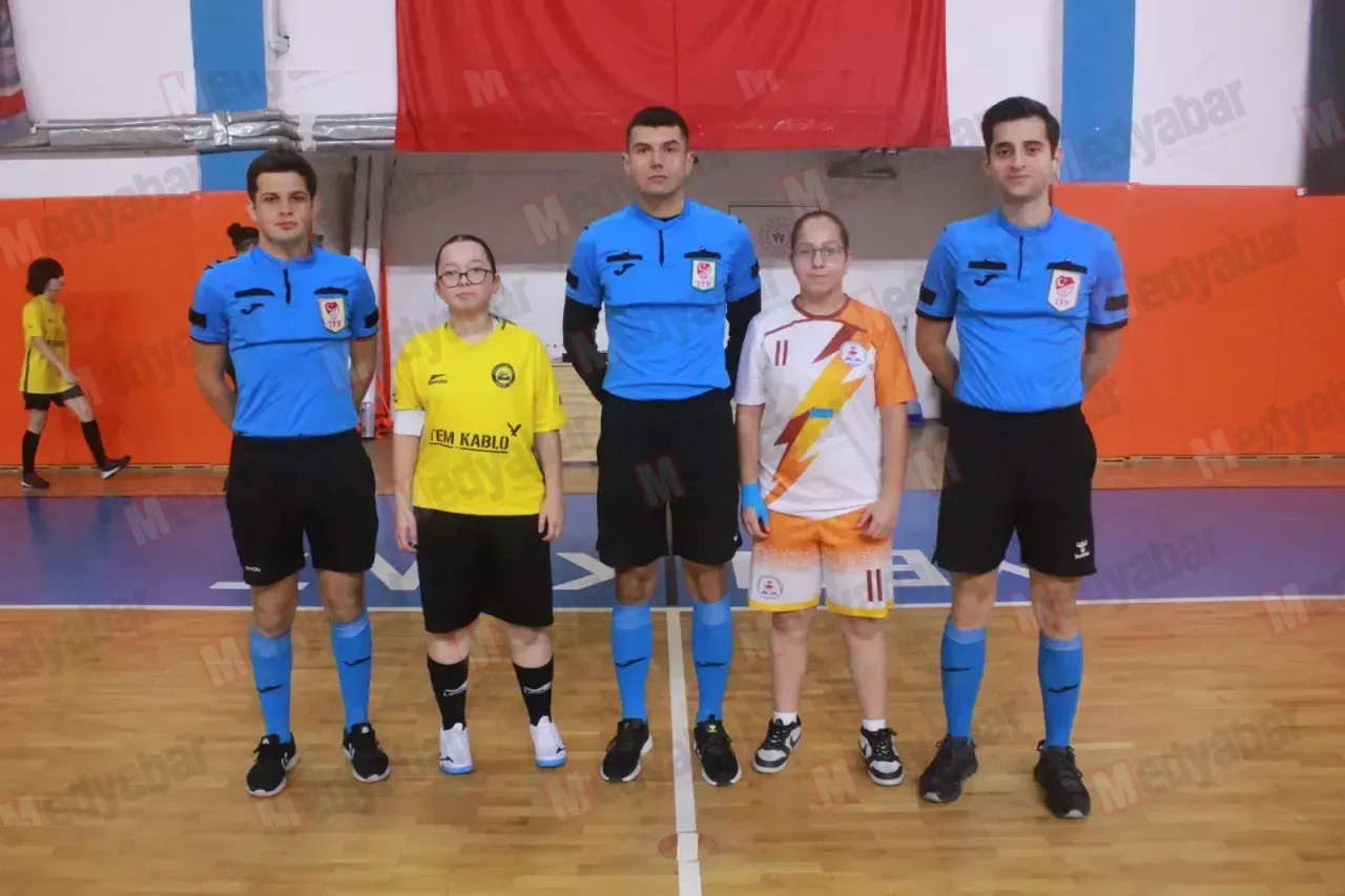 Zehra Akkoç Kız AL durmuyor: 2’de 2!